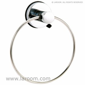 Toalheiro Argola com Ventosas LAROOM